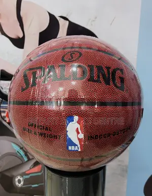 Spalding Basketball - Size 7 (Indoor/Outdoor)