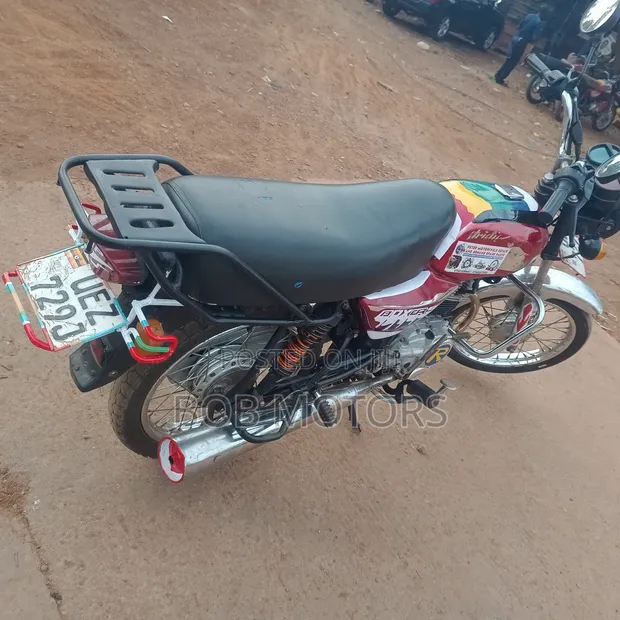 Bajaj Boxer 100 2024 Red - 1