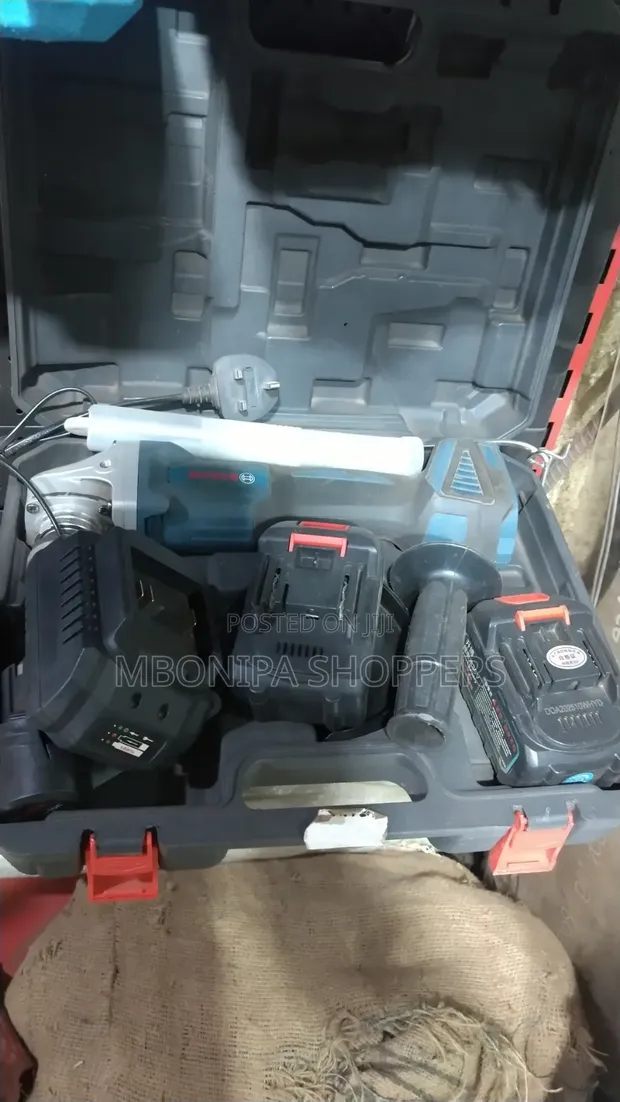 Bosch Cordless Brushless Angle Grinder 36V (16mm) - 1