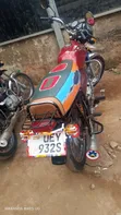 Bajaj Boxer 100 2019 Red - 3
