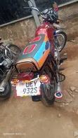 Bajaj Boxer 100 2019 Red - 4