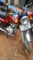 Bajaj Boxer 100 2019 Red - 1