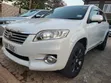 Toyota Vanguard 2010 White - 1