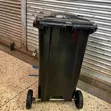 Heavy Duty 120L Plastic Dustbin with Wheels - Black - 1