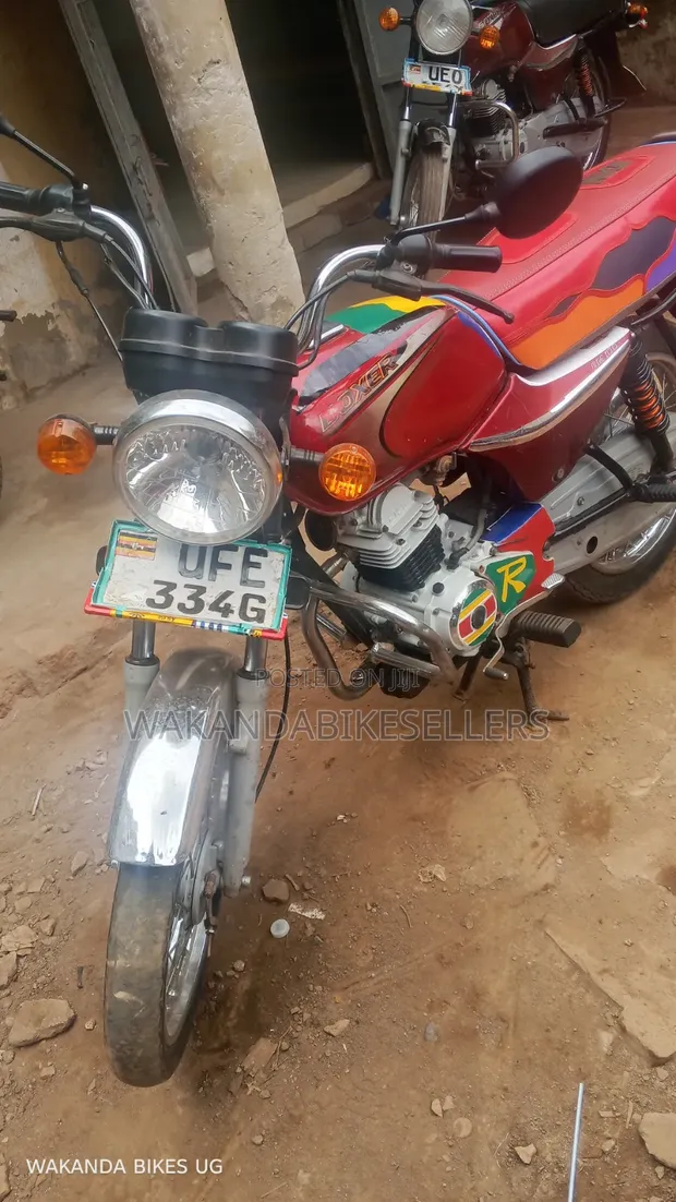 Bajaj Boxer 100 2022 Red - 1