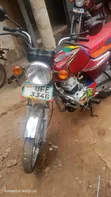 Bajaj Boxer 100 2022 Red - 3