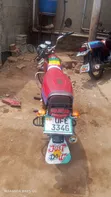 Bajaj Boxer 100 2022 Red - 4
