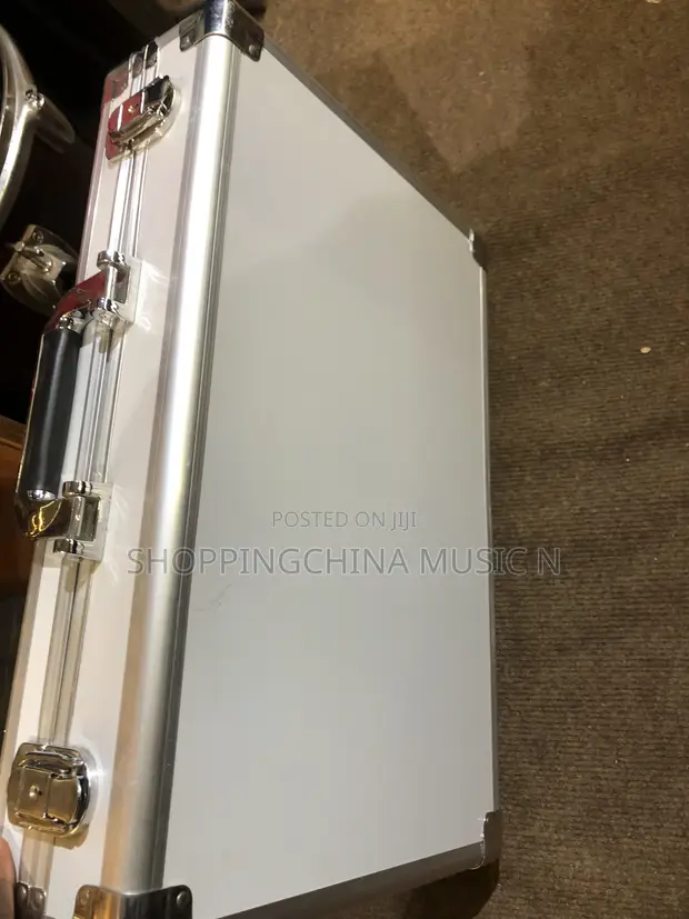 Aluminum Box for Microphone and Mixer - 1