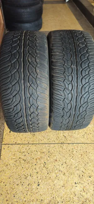 255/40 R20 Yokohama Tires (2 Pieces)