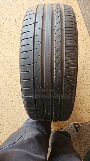 Used 205/45 R17 Dunlop Tires