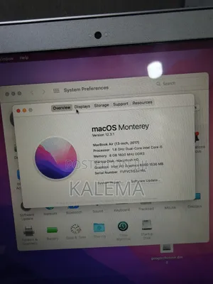 Apple MacBook Air 2017 - 13" - Core i5, 8GB RAM, 256GB SSD