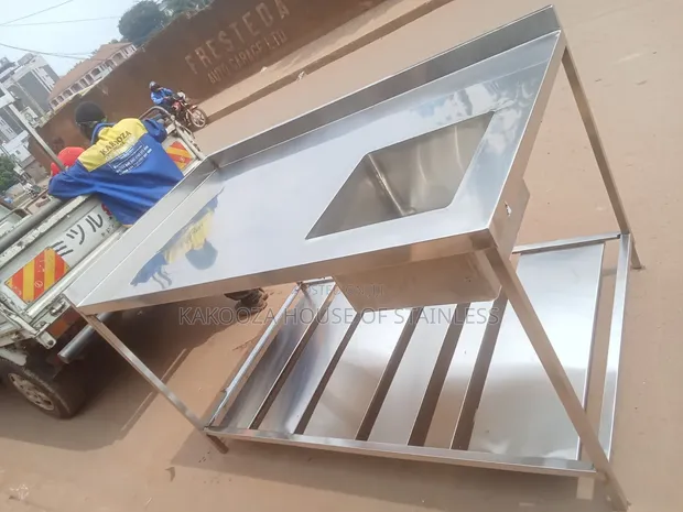 Stainless Steel Commercial Working Table Sink - 1
