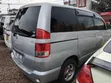 Toyota Noah 2005 Gray - 2