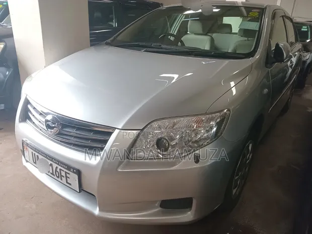 Toyota Axio 2012 Silver - 1