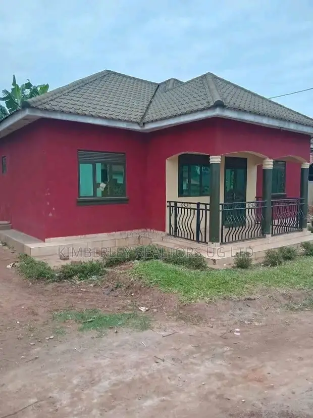 3 Bedroom House for Sale in Wakiso, Kasengejje - 1