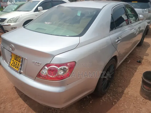 Toyota Mark X 2008 Silver - 1