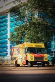 Ford F650 Food Truck 2015 Yellow - 3