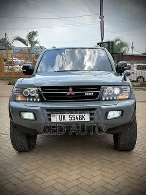 Mitsubishi Pajero 2006