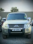 Mitsubishi Pajero 2010 Green - 2