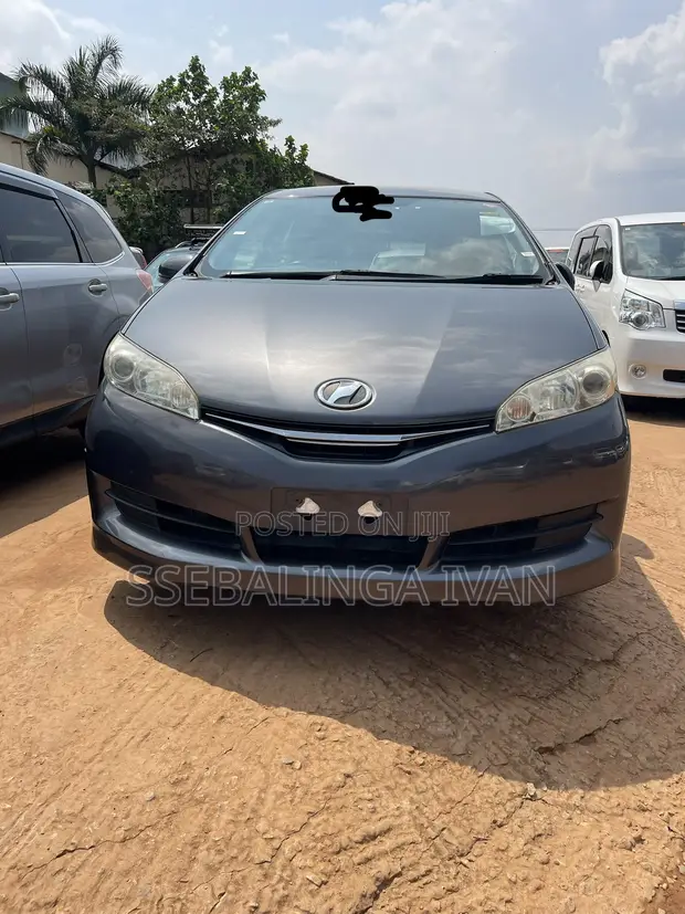 Toyota Wish 2012 Gray - 1