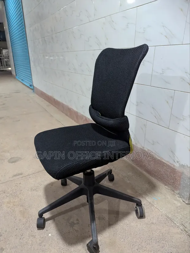 Adjustable Mesh Office Chair - Used - 1