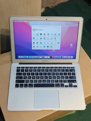 Apple MacBook Pro 2017 13" 8GB RAM, 256GB SSD