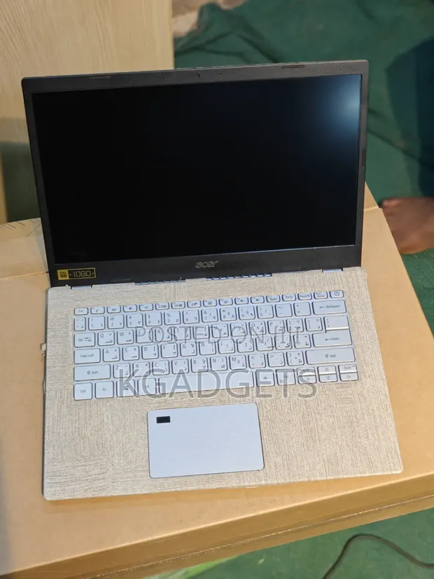 Acer Aspire 14 Laptop - Intel Core i7, 8GB RAM, 256GB SSD - 1
