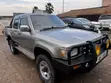 Toyota Hilux 2000 Manual - 4
