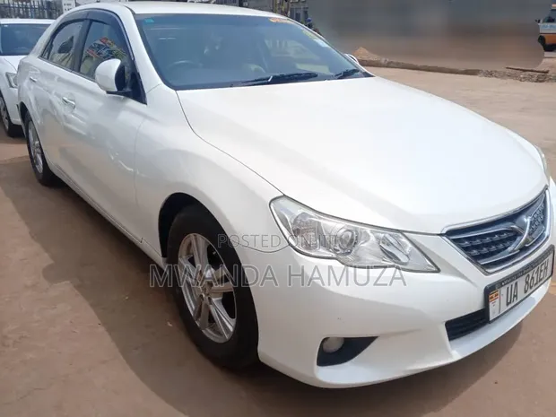 Toyota Mark X 2011 White - 1