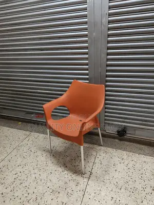Quality Plastic Chairs
