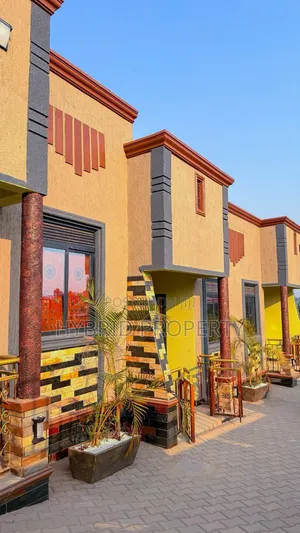 5-Bedroom Apartment for Sale in Serinya, Wakiso