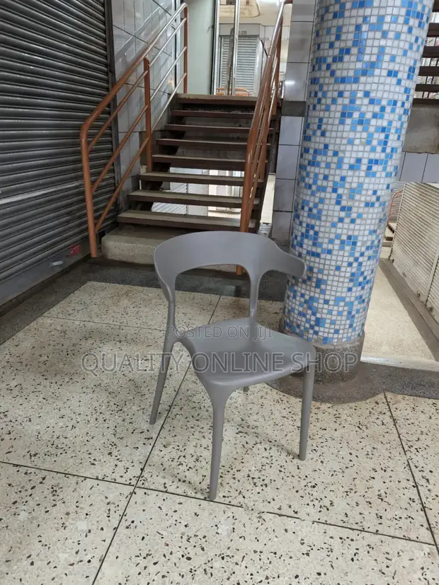 Boom Plastic Dining Chairs (Set of 4) - 1