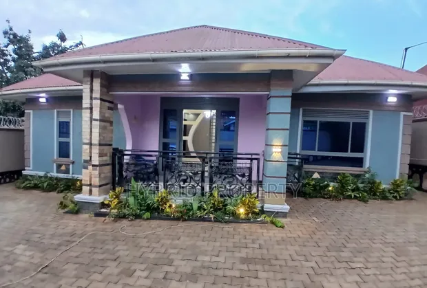 4 Bedroom House for Sale in Nansana, Wakiso - 1