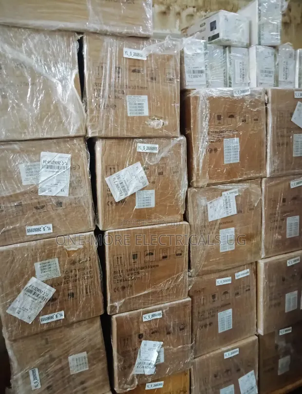 Brand New 30A MPPT Charge Controller (12V/24V) - 1