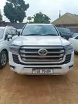 Toyota Land Cruiser 2016 White - 2
