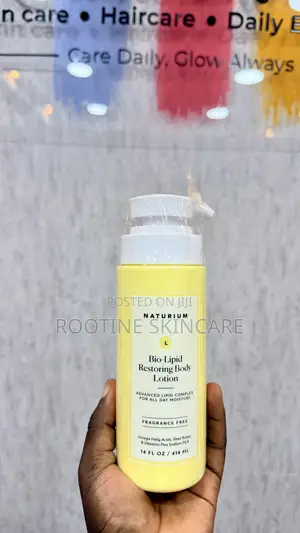 Naturium Bio-Lipid Moisturizing & Barrier Restoring Body Lotion