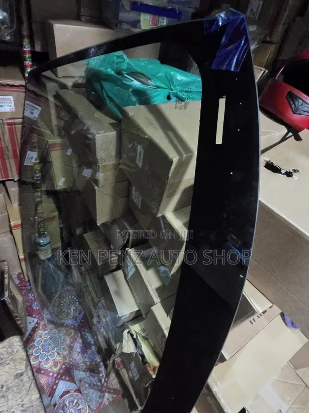 Mitsubishi Lancer Windshield (2008-2012) - 1