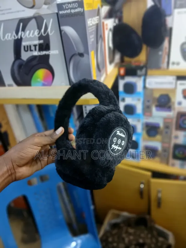 Fur Bluetooth Headphones - Black - 1