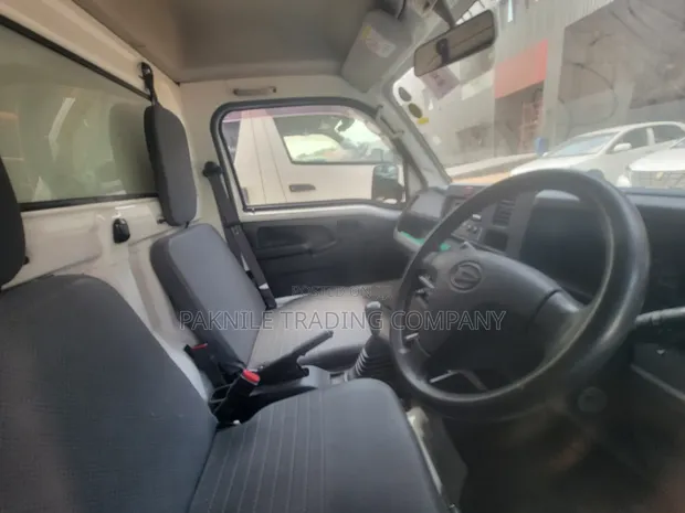 Daihatsu Hijet 2017 Box Body - 1