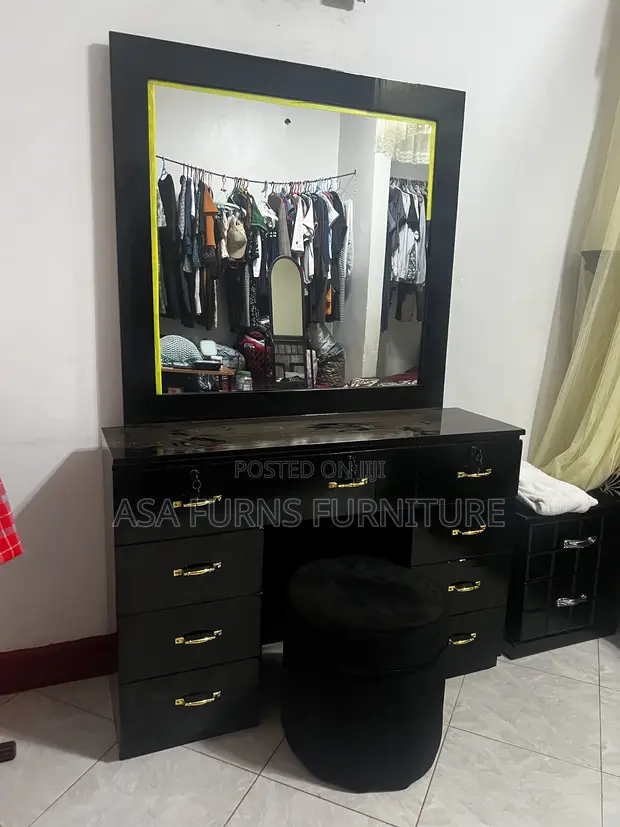 Beautiful Dressing Table - 1