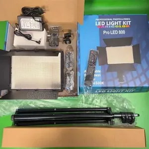 Pro LED 800 Bi-Color Studio Lighting Kit