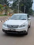 Subaru Outback 2010 White - 2