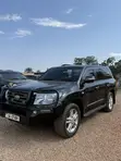 Toyota Land Cruiser V8 for Rental - 3