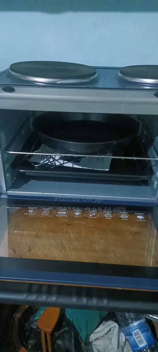 Electric Mini Oven 20L with Grill - 1