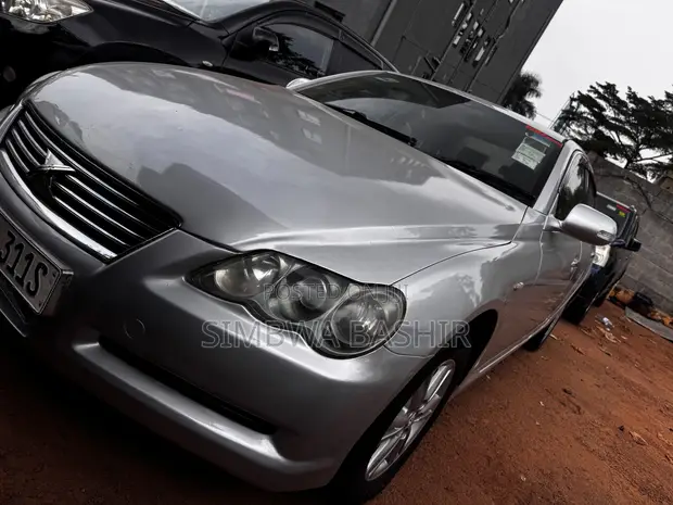 Toyota Mark X 2006 Silver - 1