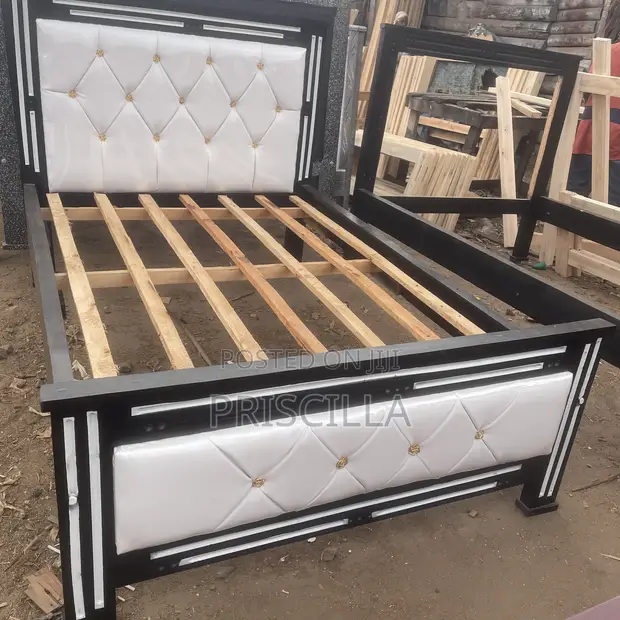 4x6 Black Frame Bed - 1
