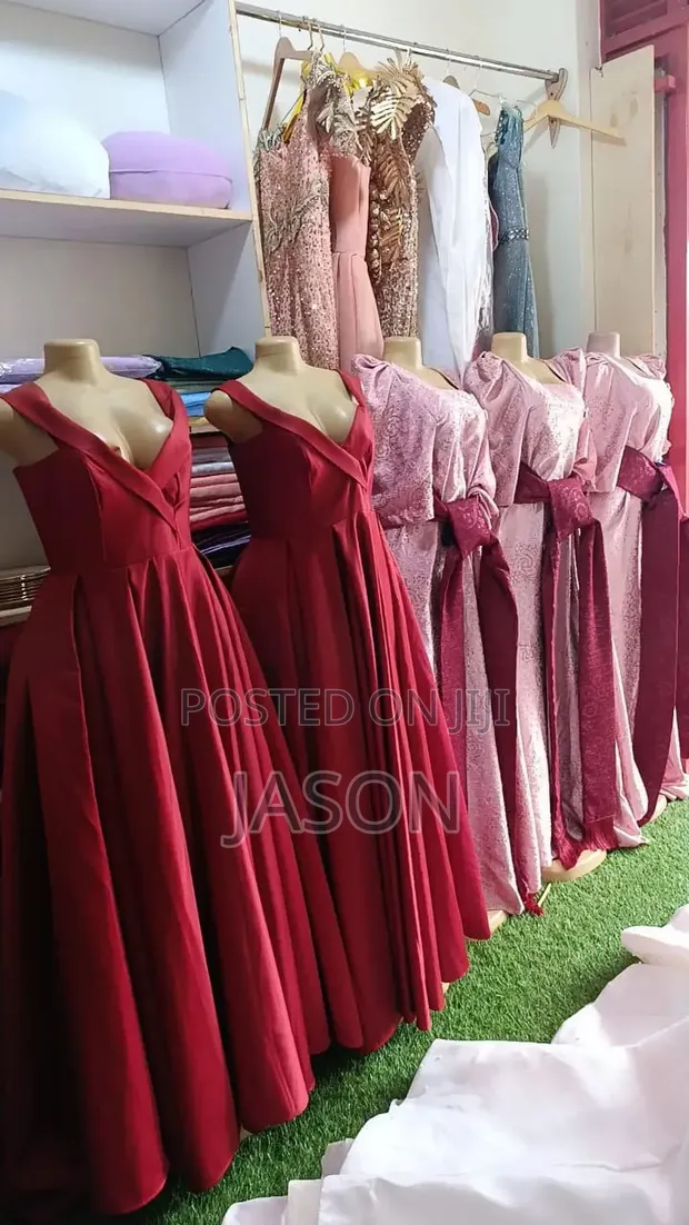 Bridal Gowns and Changing Dresses for Sale - 1