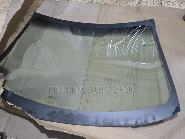 Mitsubishi Lancer Front Windshield 2008-2012 - 1