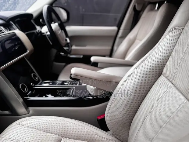 Land Rover Range Rover Vogue 2020 Black - 1
