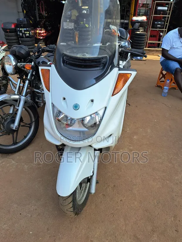 Honda Forza 2024 White - 1